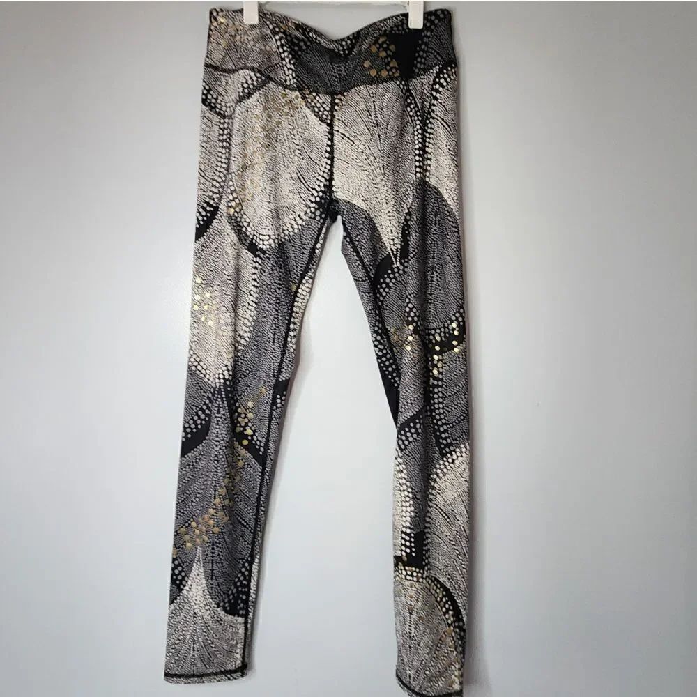Fabletics Salar Foiled Flurry Mid Rise Full Length Leggings Active Gym Medium